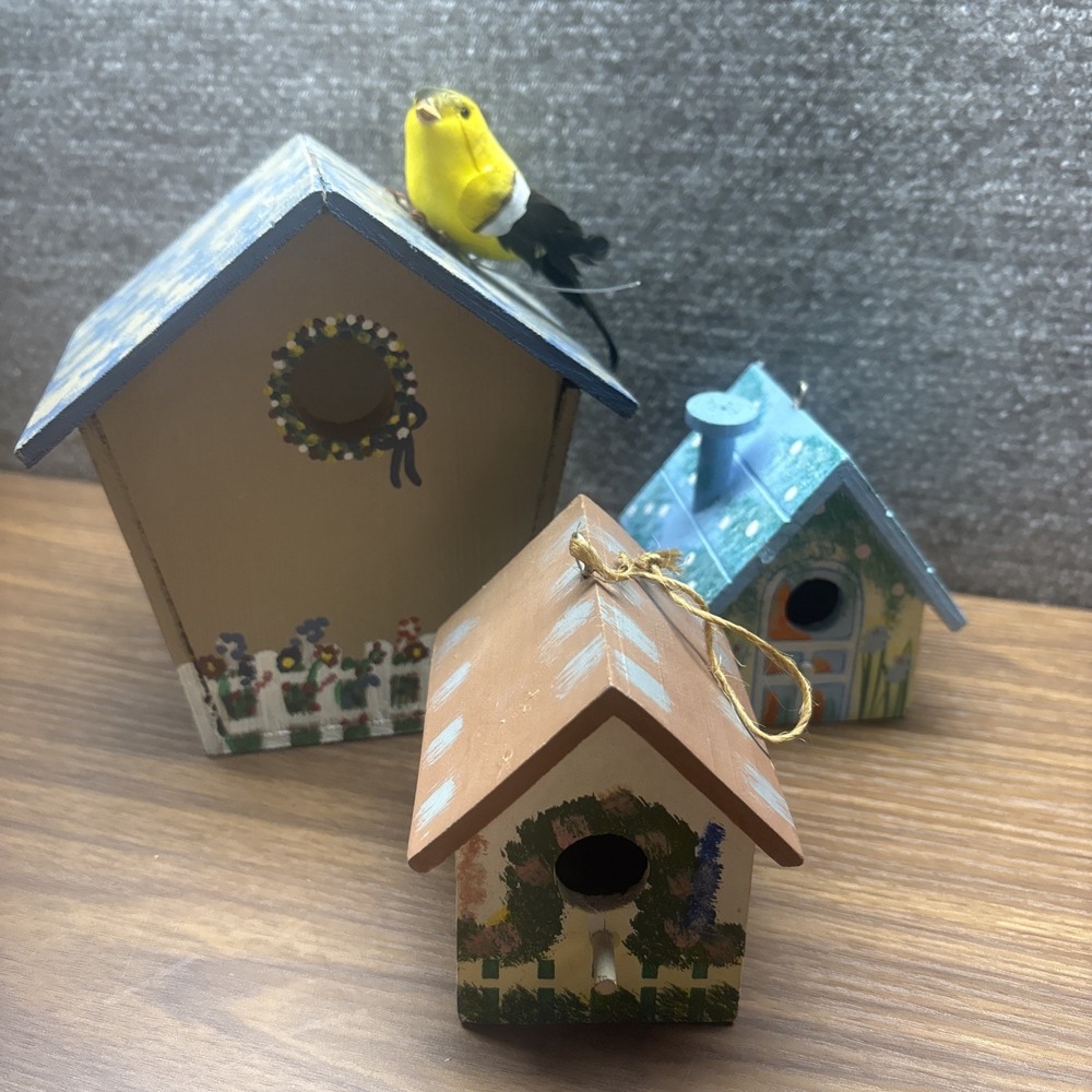 Lot Of 3 Decorative Vintage Wooden Birdhouses Shelf Home Decor Handmade Painted